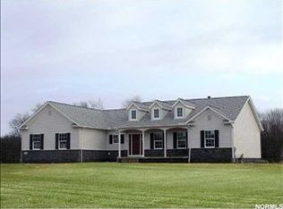 10287 Red Rose Dr, Wadsworth, OH 44281