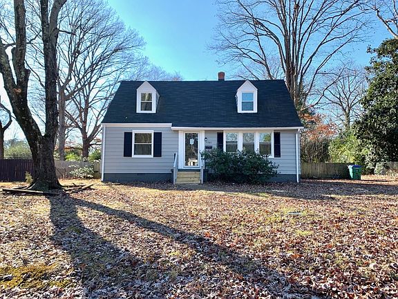 3rd image of 5701 Bondsor Ln