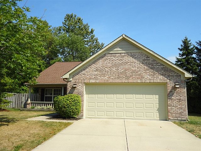 1st image of 7211 English Birch Ln