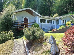 7350 NE Pebble Beach Rd, Suquamish, WA 98392