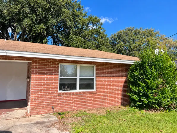 6075 Longchamp Dr, Jacksonville, FL 32244