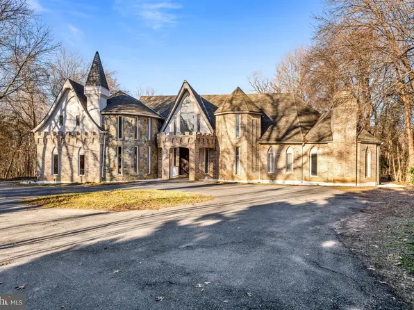 2702 Martello Dr, Silver Spring, MD 20904