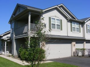 7079 S Stratton Ln, Gurnee, IL 60031