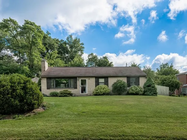 142 Emmet Dr, Beaver Falls, PA 15010