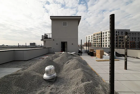 Rented by Key City Capital Inc | media 50