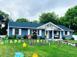 250 Woodhull Ave, Port Jefferson Station, NY 11776