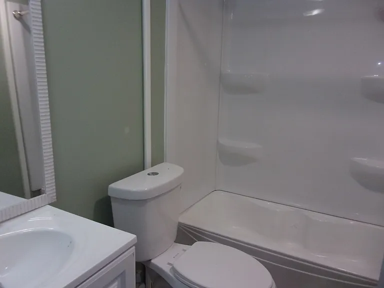 314 Clayton Ave — Photo 12