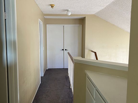 4th image of 1569 Ruby Dr