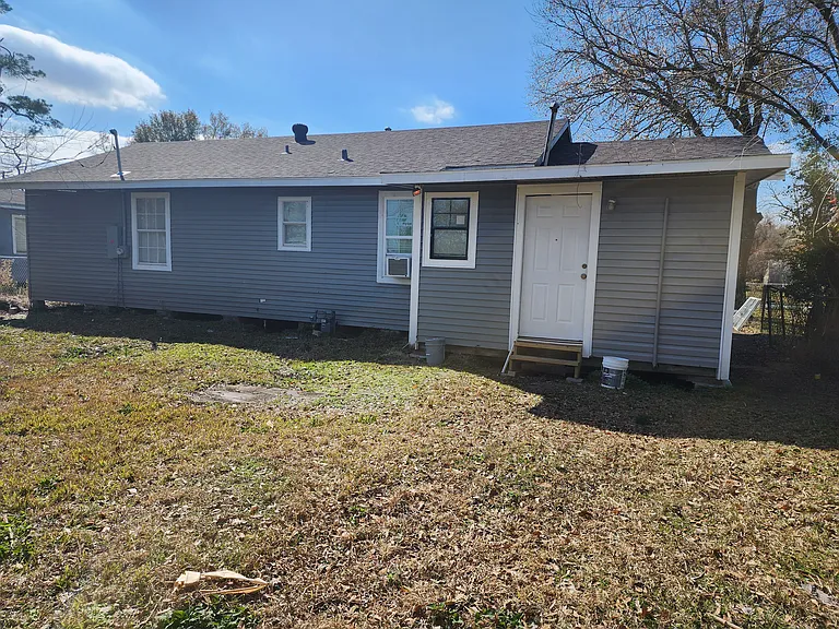 2208 Pacific St — Photo 9