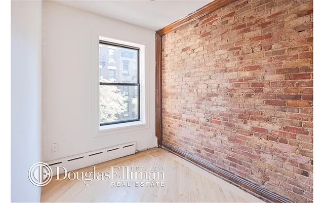 Rented by Douglas Elliman | media 37