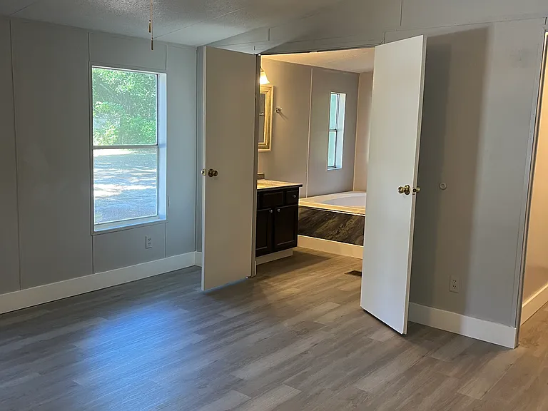 1303 Woodchuck Ave #4 — Photo 10