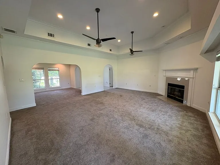 83 Lake Lorraine Cir — Photo 8