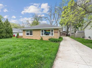 2402 Gmeiner Rd, Appleton, WI 54915