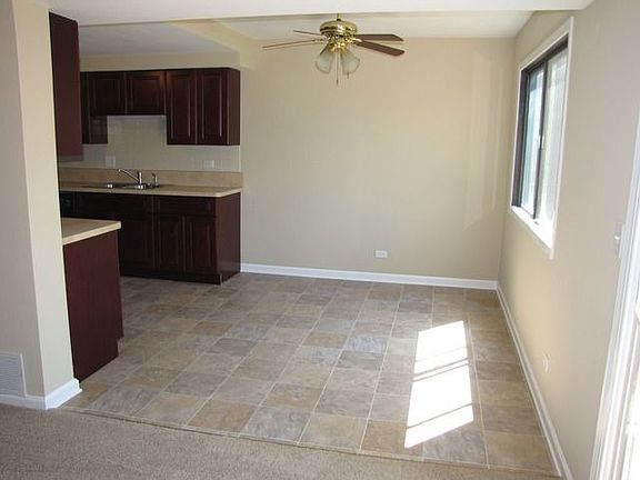 5th image of 1863 Whaler Ln