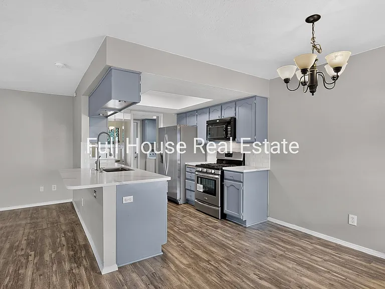 1905 Amor Dr NW — Photo 11