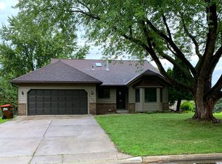 6190 Brent Ave, Inver Grove Heights, MN 55076
