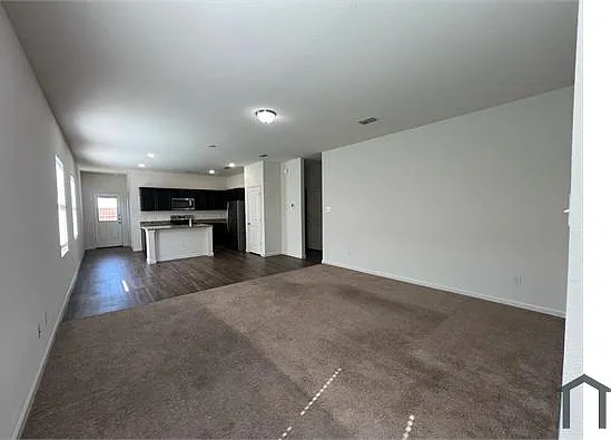 6805 Bonanza Way — Photo 4