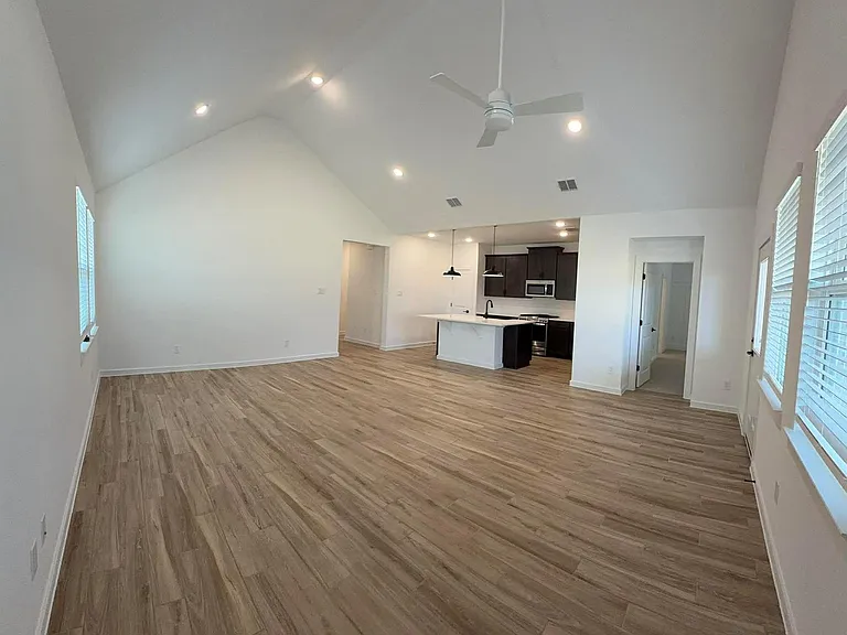 4723 Bay Vista Dr — Photo 15