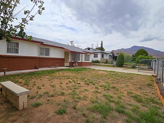 4th image of 4908 Debeers Dr