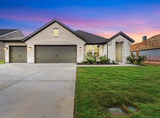 200 Aero Vista Dr, Caddo Mills, TX 75135