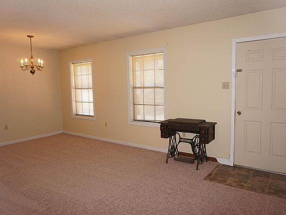 4th image of 3922 Kimberly Dawn Cv