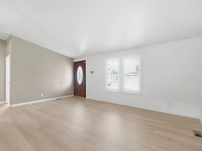6361 Charles Ave #6361 CHARLES AVE — Photo 2