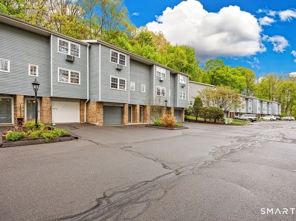 250 Summer Street #19F, Southington, CT 06479