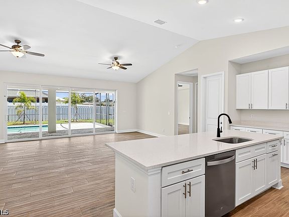 5th image of 3011 SW 7th Ave