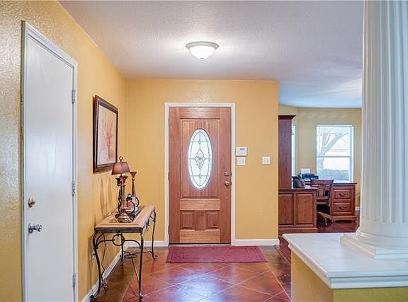 2nd image of 1010 Skylark Hill Ln