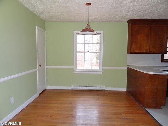 4th image of 6019 Hudswell Ln