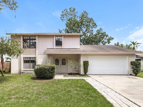 15715 Country Lake Dr, Tampa, FL 33624