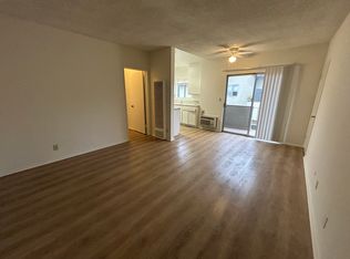 10925 Peach Grove St APT 5, North Hollywood, CA 91601