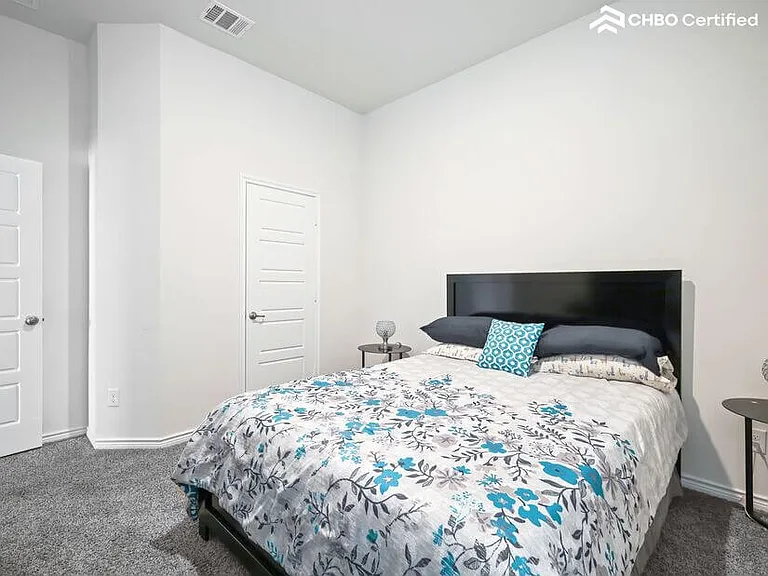 1505 Estivella Dr — Photo 21