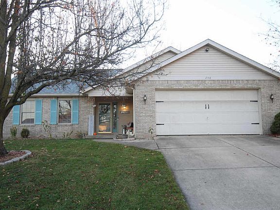 3rd image of 208 Castlewood Ct