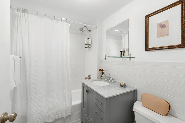 Rented by Compass | media 6