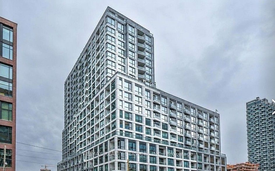 1st image of 15 Richardson St