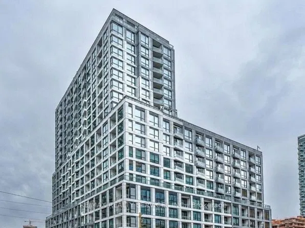 15 Richardson St, Toronto, ON M5A 4J9