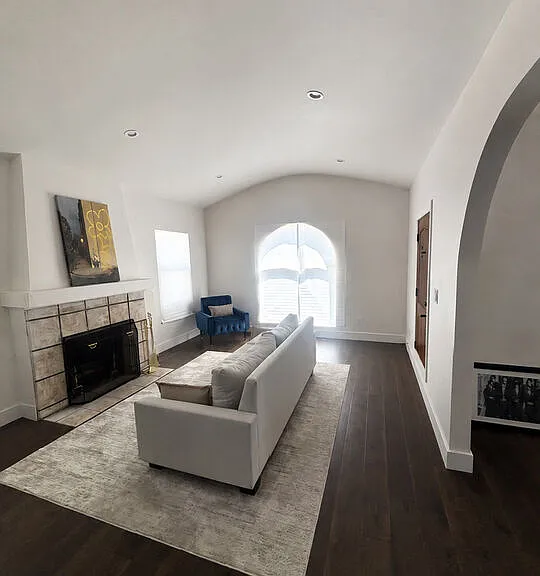 5337 Deane Ave — Photo 1