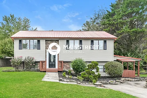 8612 Royal Oaks Dr Photo 1