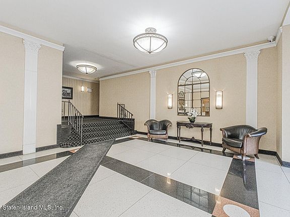 3rd image of 1000 Clove Rd APT 8M