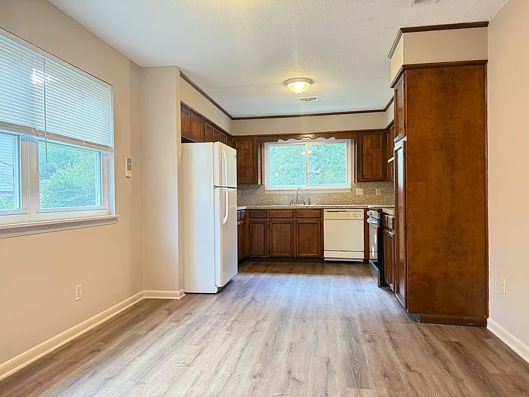 4612 N Cypress St — Photo 7