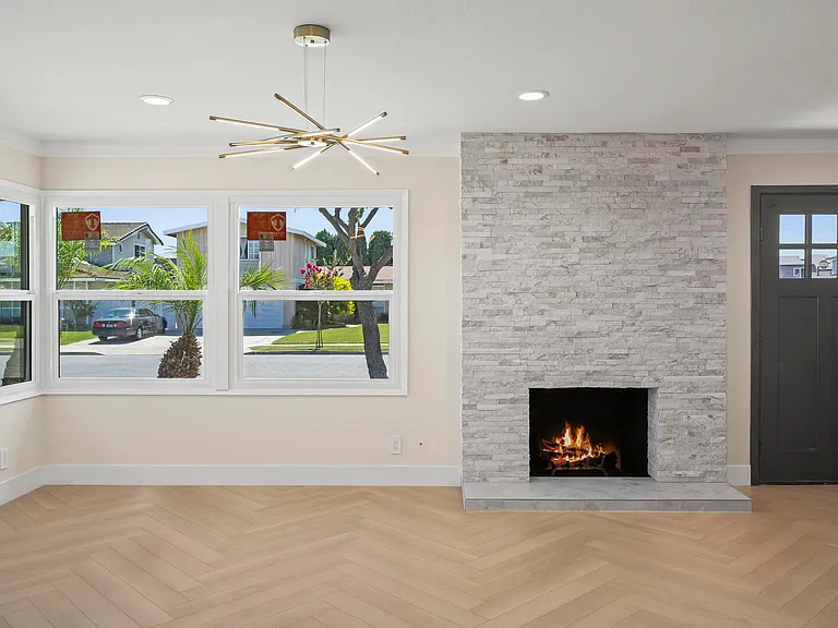 9433 Geranium Cir — Photo 6