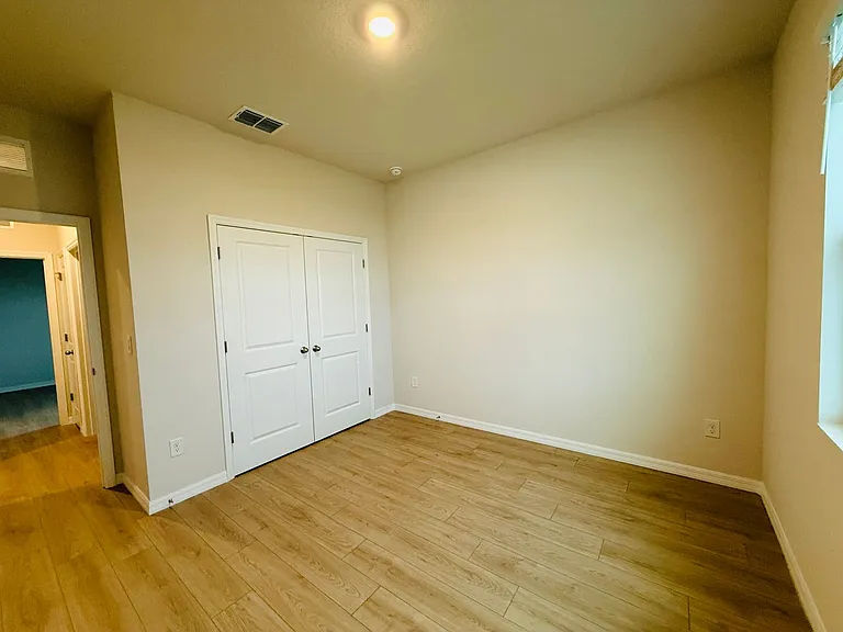11937 Kingsley Trl — Photo 38