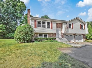1 Winthrop St, Medway, MA 02053