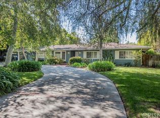 23104 Hatteras St, Woodland Hills, CA 91367