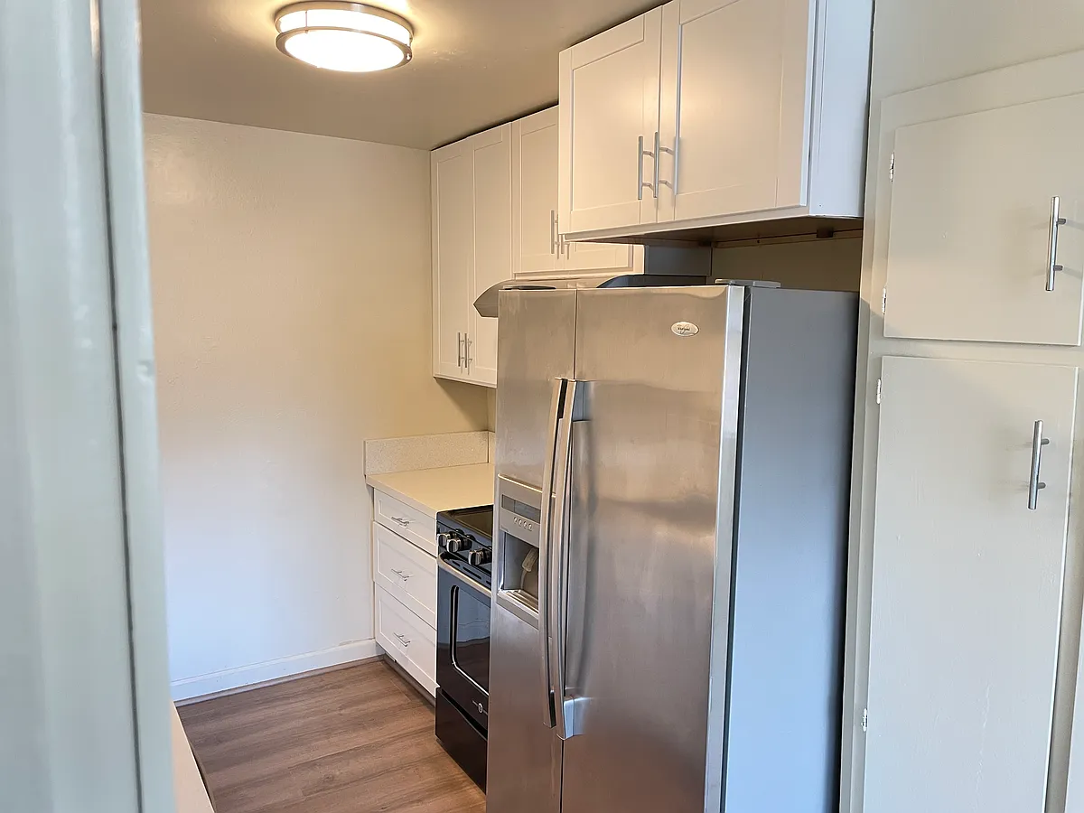 Building Photo - 163 Dorer Dr #3