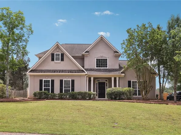 6210 Spring Lake Dr, Flowery Branch, GA 30542