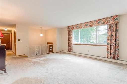 3rd image of 3 Fairbanks St
