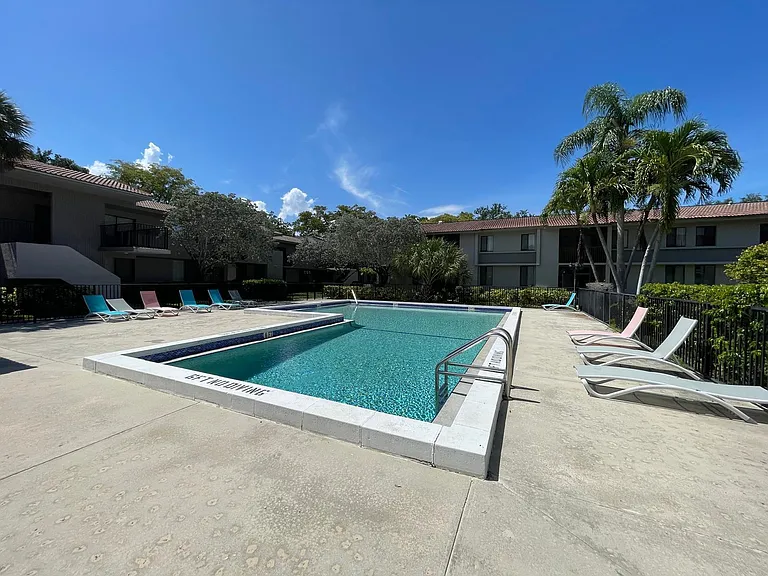 9509 SW 1st Ct — Photo 29
