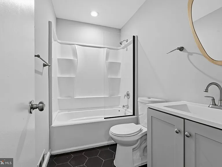 341 Clarkson St — Photo 24